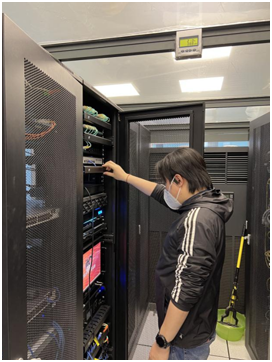 同心守“滬” “疫”無反顧——上海聯(lián)交所總部大樓里的守護(hù)人